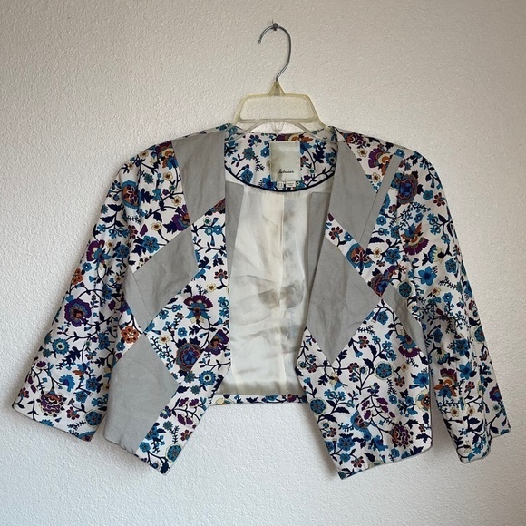 🌻 Anthropology Elevenses Floral Cropped Blazer. Size small GUC - Picture 2 of 5